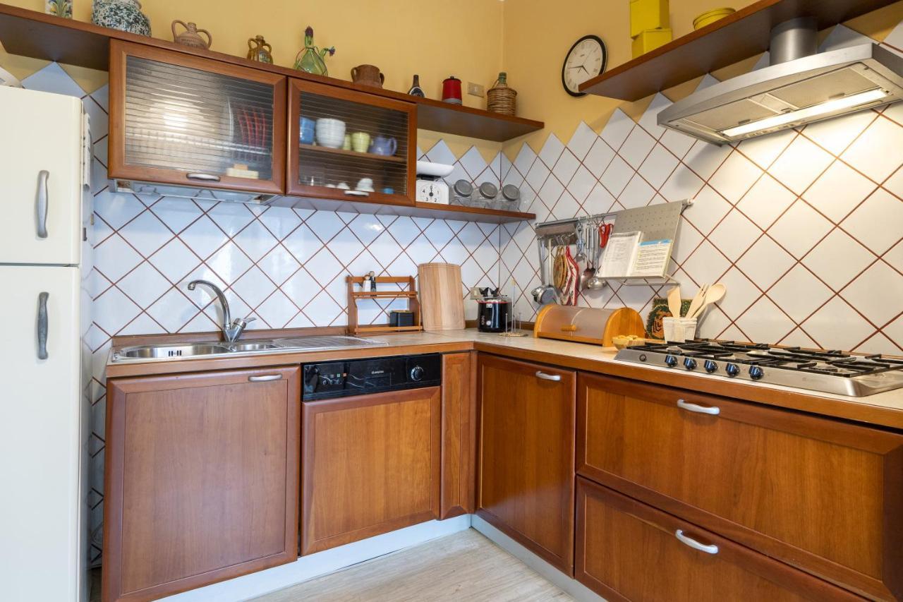 Casa Del Riccio Fronte Mare Villa Мола ди Бари Екстериор снимка