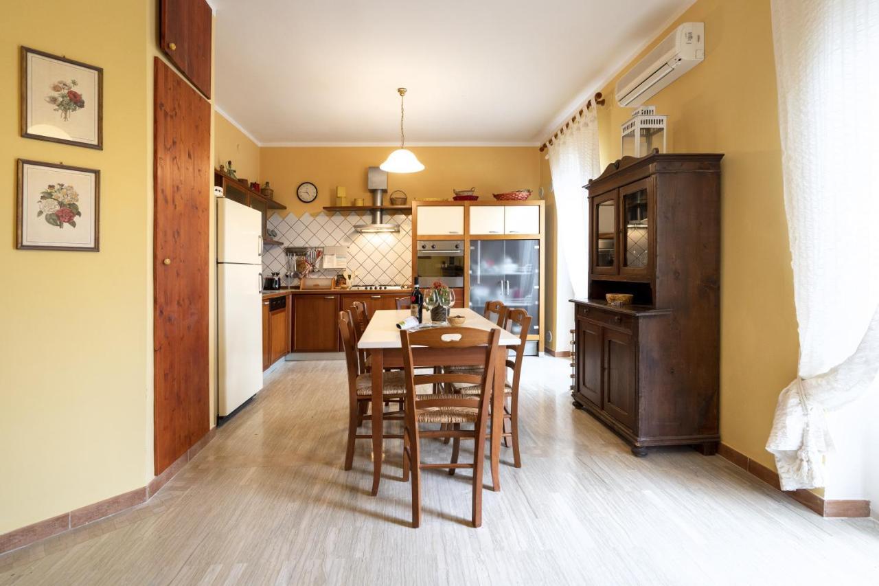 Casa Del Riccio Fronte Mare Villa Мола ди Бари Екстериор снимка
