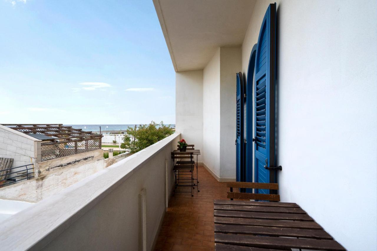 Casa Del Riccio Fronte Mare Villa Мола ди Бари Екстериор снимка